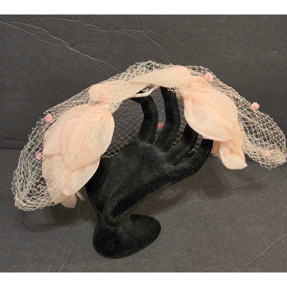 Vintage 50s 60s Pink Blush Fascinator Hat Netting Cocktail Garden Party Easter